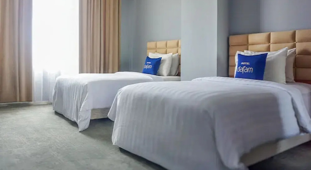 Двухместный семейный номер Standard Hotel Dafam Pekanbaru