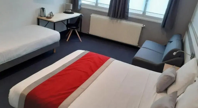 Пятиместный номер Standard Hotel - Restaurant Le Clos des Cedres