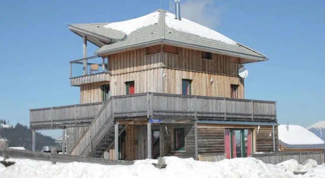 Spacious Chalet near Ski Area in Wolfsberg, Забронировать Шале Бад-Санкт-Леонхард-им-Лафантталь Клиппицтёрль, рядом с Горнолыжный подъемник Флутлихтлифт