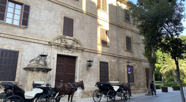 Vila Damunt Suites