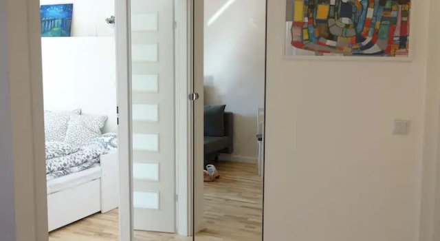 Апартаменты c 1 комнатой с балконом и с видом на парк 1 bedroom Francuska Park Apartment