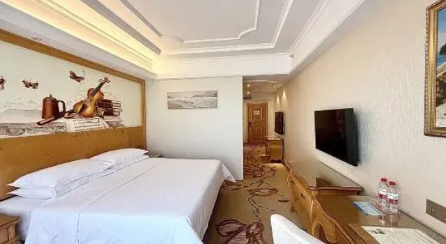 Люкс Deluxe c 1 комнатой с видом на море Vienna International Hotel (Huizhou Daya Bay Coastal Park Branch)