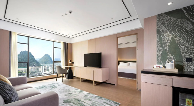 Люкс Hilton Garden Inn Guilin Diecai Li River