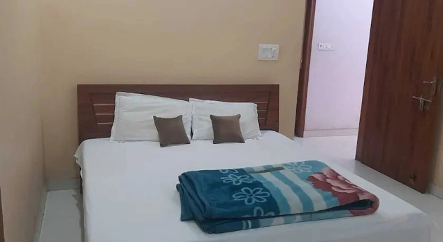 Hotel Shivdham, Забронировать Отель Лакхнау штат Уттар-Прадеш