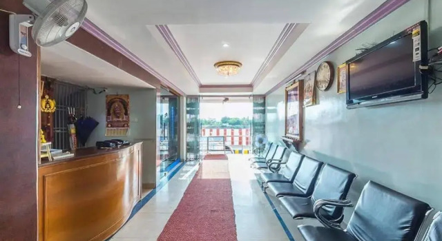 Hotel Sri Sai Residency