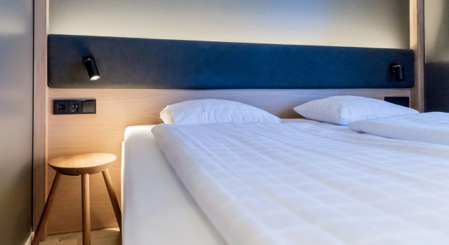 First Hotel Stockholm North, Varaa Hotelli Upplands Väsbyn kunta Tukholma