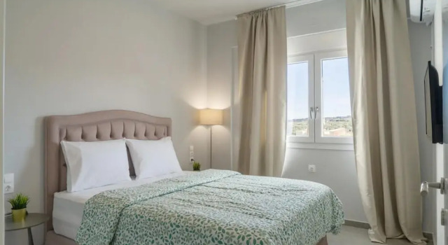 Nisimos Modern Apartment