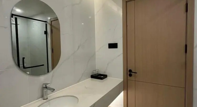 Шестиместный номер Deluxe The MAJULAN Hotel