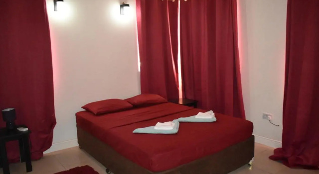 Oland - 2 Bedroom apartment with Marina view, Buchen Sie Ferienwohnung Apartments in Monchy, Ferienwohnung