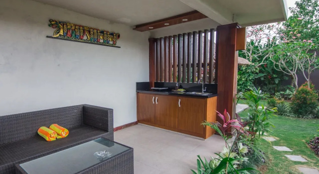 Вилла Uma Mani Villa Jimbaran