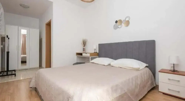 Adriatic Serenity Haven, Забронировать Апартаменты/квартира Отели Подаца с парковкой, Парковка