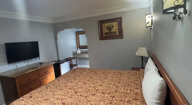 Номер Standard Amber Motel