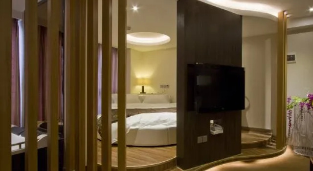 Люкс Deluxe Chunyingman Theme Hotel