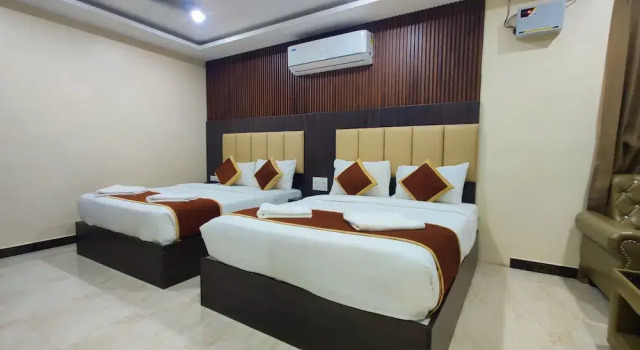 Номер Standard Hotel Brindavan Elite