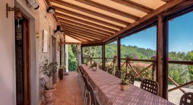 Private Country House with swimming pool -Chianti, Book Hotel Cavriglia 