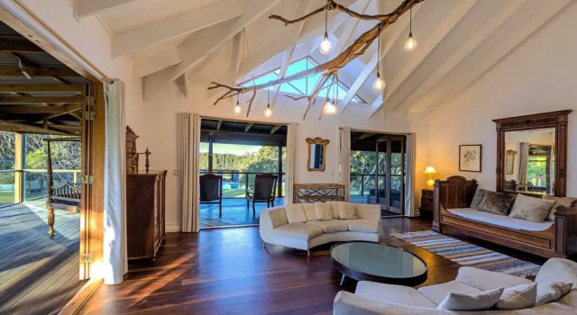 Tranquilo Beach House, Забронировать Дом для отпуска Вулгулга Coffs Coast, рядом с Oz Berries