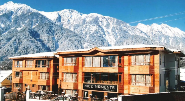 Hotel Paradise Inn