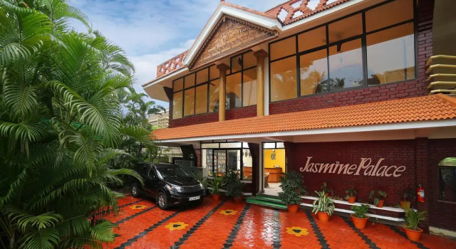 Jasmine Palace, Buchen Sie Hotel Kovalam Kerala