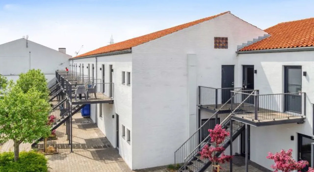 "Jærind" - 20m from the sea in Djursland and Mols, Rezervasyon Otel Vestjylland otoparklı oteller, Otopark