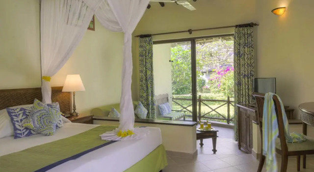 Номер Standard Sultan Sands Island Resort & Spa