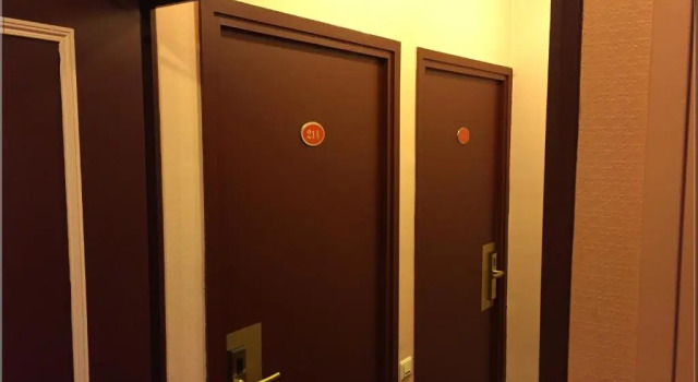 Четырёхместный номер Standard Hotel Le Clos dAlésia
