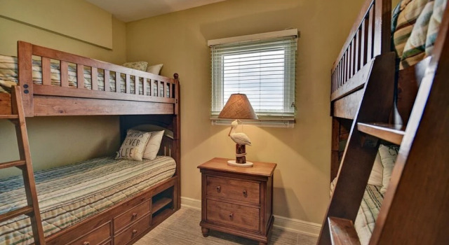 Sterling Breeze 601 - 1978361, Rezerwuj Apartament Hotele w Panhandle Florida z basenem, Basen