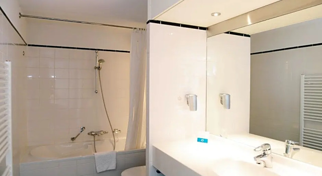 Номер Deluxe Amrâth Grand Hotel de l’Empereur