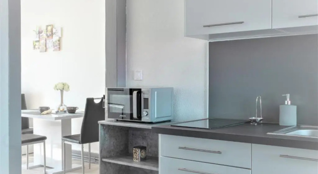 Апартаменты c 1 комнатой Comfort Stay Basel Airport 2A46