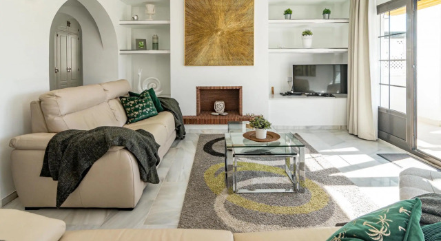 AB4 - vacation home, Marbella by Roomservices, Забронировать Отель Марбелья Коста-дель-Соль, рядом с Casino Marbella