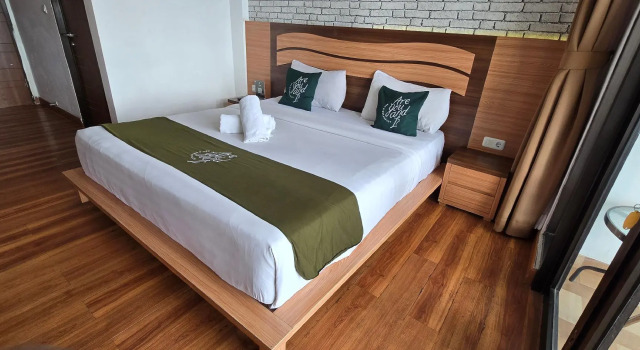 Are You And I Bed & Breakfast, Rezervasyon Otel Bandung Kidul Bandung