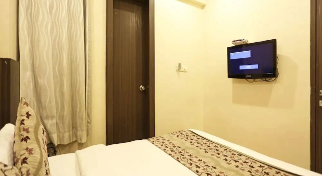 Platinum Inn