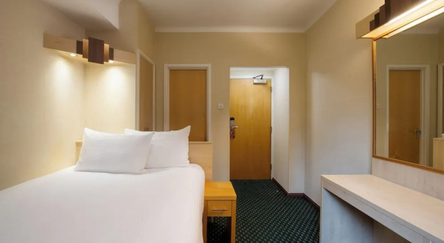 Двухместный номер Cosy Tavistock Hotel