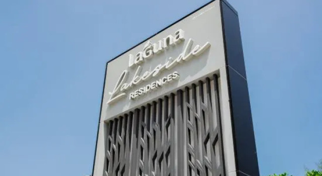Laguna Lakeside apartments with panoramic view 1405