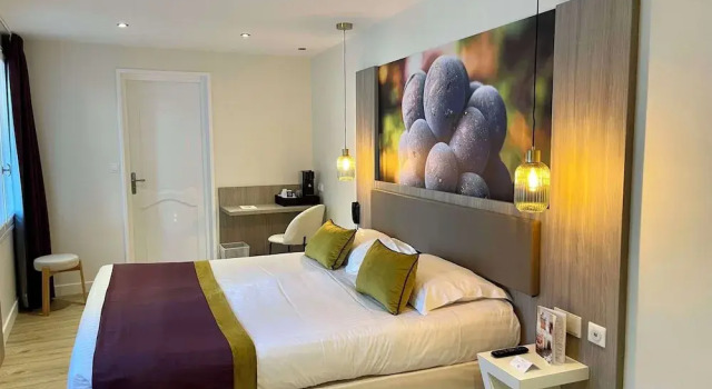 Номер Deluxe Best Western Hôtel De France