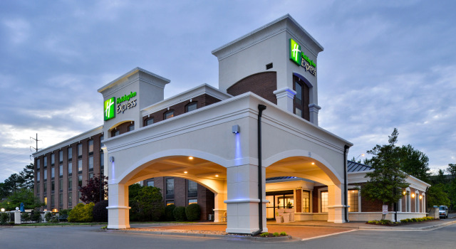 Holiday Inn Express Winston-Salem Medical Ctr Area, Book Hotel Winston-Salem North Carolina