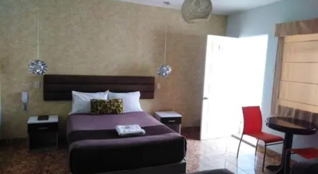 Hostal Atenea, Boek Hotel Ilo Moquegua