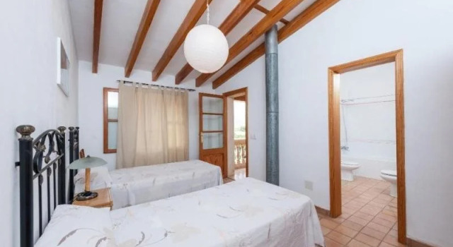 Xiprer, Book Hotel Santa Maria del Camí Majorca