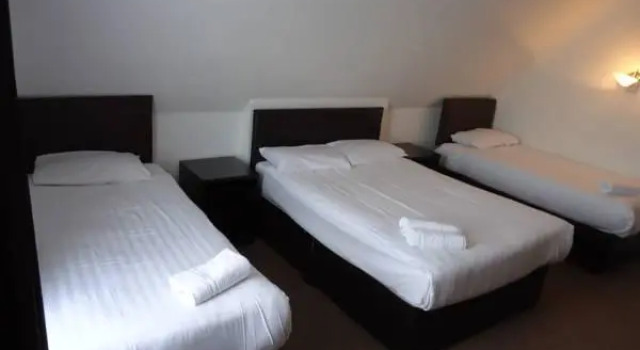 Номер Standard Rotana Hotel