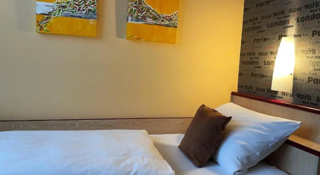 Номер Standard Hotel Stadt Hamburg am Fluss Saarbrücken