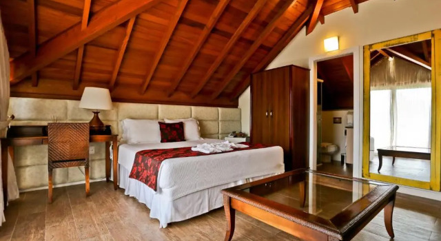 Двухместный номер Deluxe с балконом Praia do Estaleiro Guest House