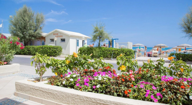 Hotel Caravel
