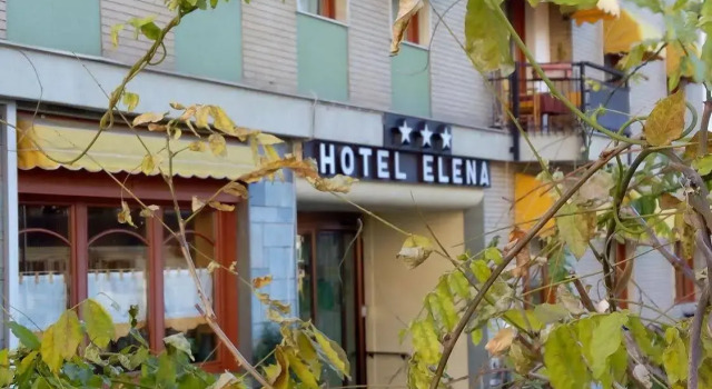 Hotel Elena, Забронировать Отель Сент-Винсент Валле д'Аоста