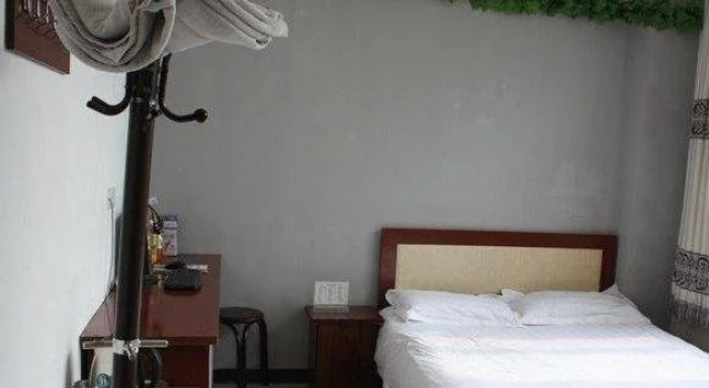 Junfeng Inn