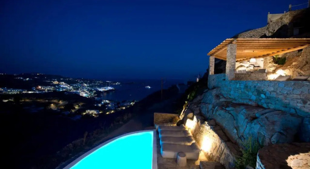 Вилла Villa Azurite with heated pool by Diles Villas