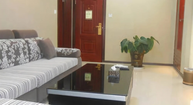 Kunming Shengtai Hotel, Rezerwuj Hotel Hotele w Kunming z parkingiem, Parking