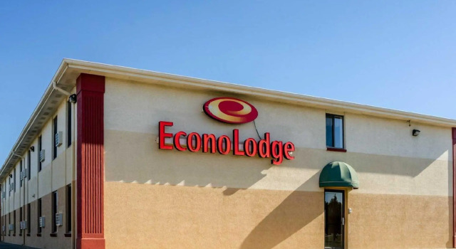 Standard Zimmer Econo Lodge Interstate 35 Exit 183