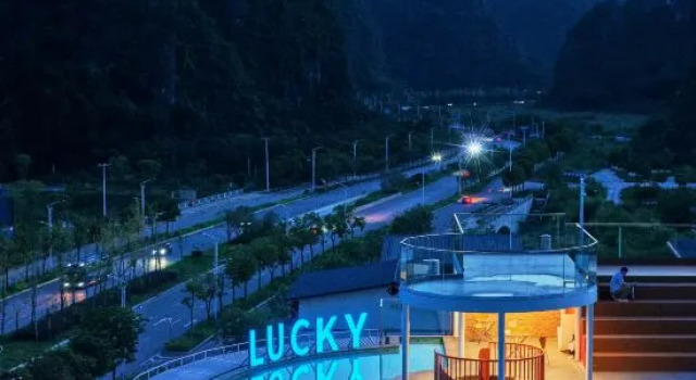 Chunfeng · Shili | PRETTY · SCENIC WONDERS | Shili Gallery Yulong River Store