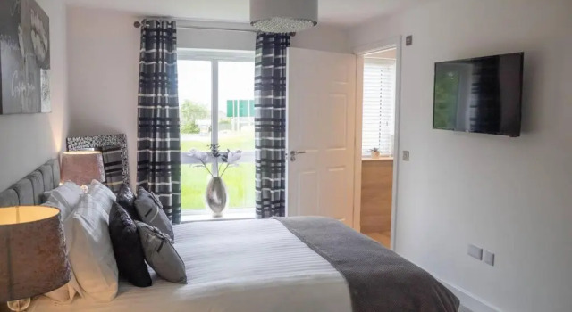 Spacious 2 Bedroom Modern Apartment in Inverness