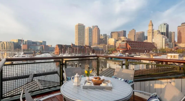Номер Standard Boston Yacht Haven