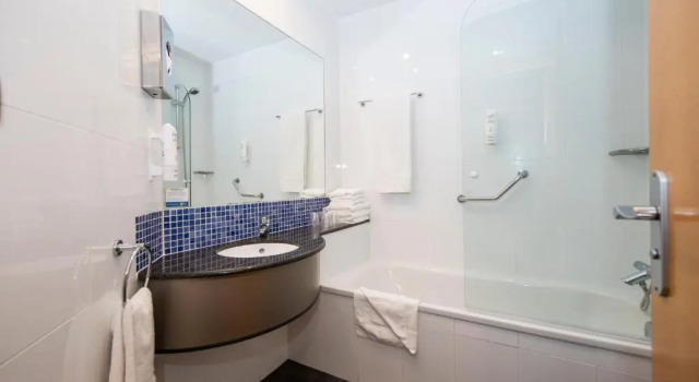 Двухместный номер Standard Holiday Inn Express Barcelona - Montmeló by IHG